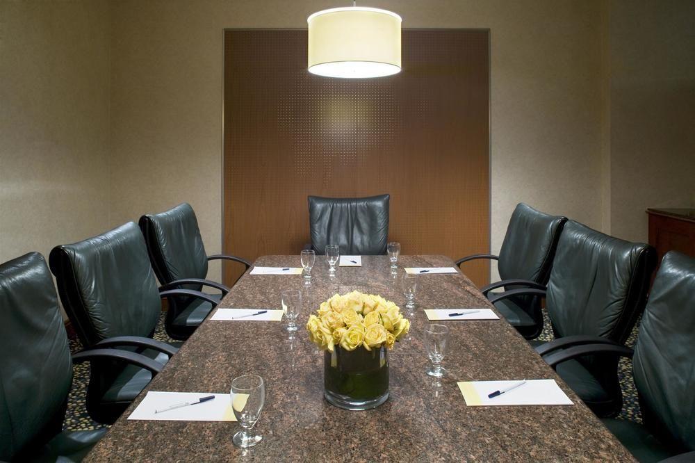 Sheraton Reston Extérieur photo