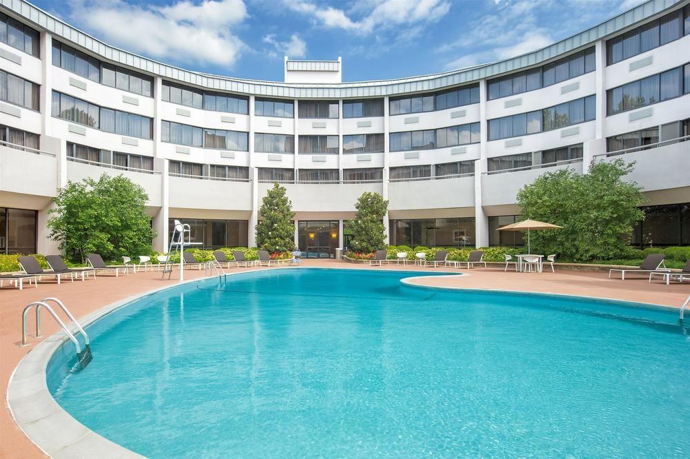 Sheraton Reston Extérieur photo