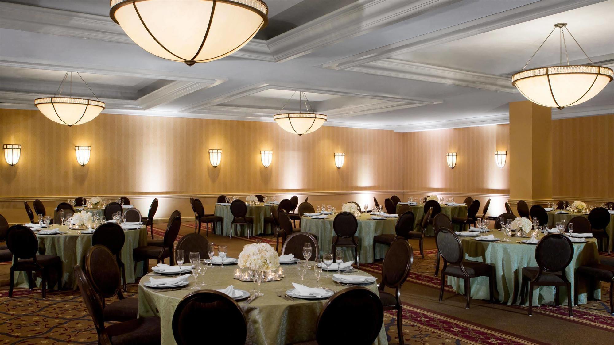 Sheraton Reston Extérieur photo