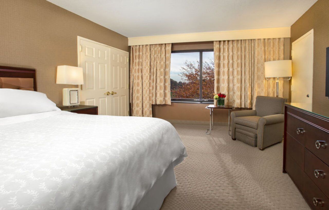 Sheraton Reston Extérieur photo
